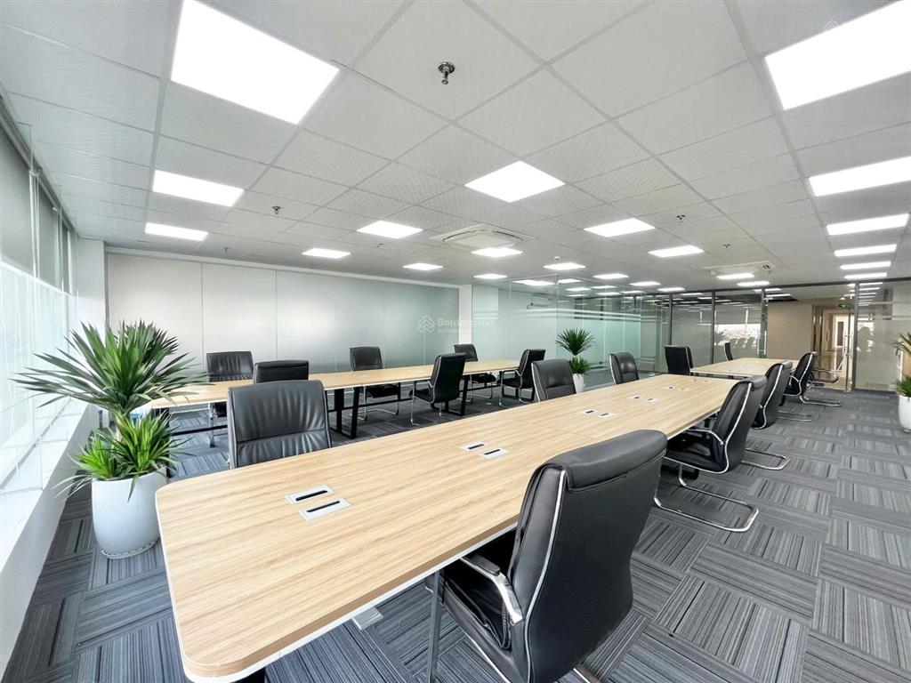 Chính chủ cho thuê văn phòng 120m2 giá ưu đãi 16.5 triệu tại vũ tông phan