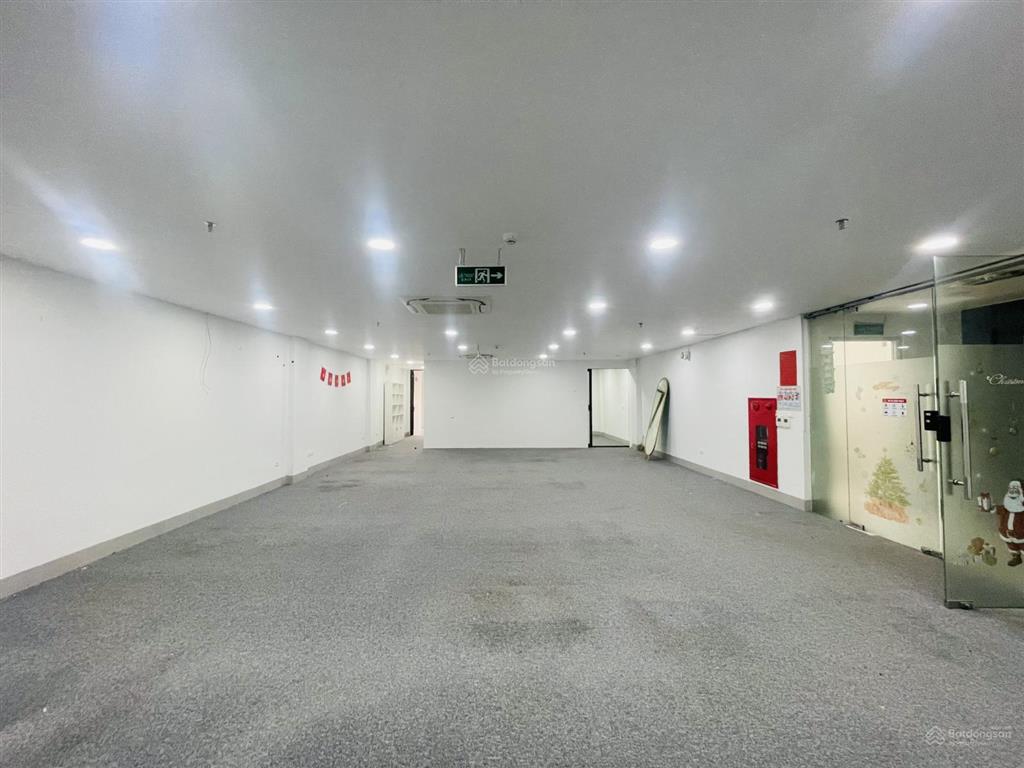 Cho thuê văn phòng phố nguyễn ngọc nại, thanh xuân, 80m2, giá 12 triệu, view thoáng