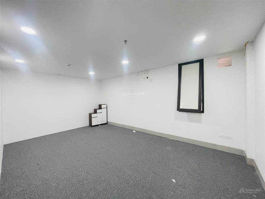 Cho thuê văn phòng phố nguyễn ngọc nại, thanh xuân, 80m2, giá 12 triệu, view thoáng