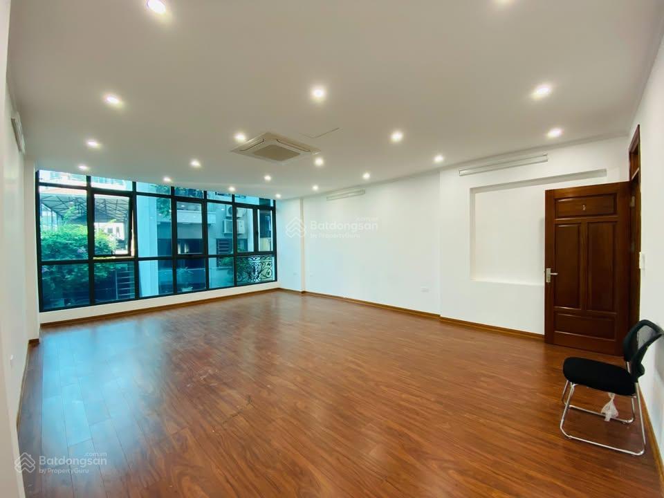 Cho thuê văn phòng nguyễn khương đình 35m2 giá chỉ 6 triệu/tháng, vị trí đẹp, vào làm ngay