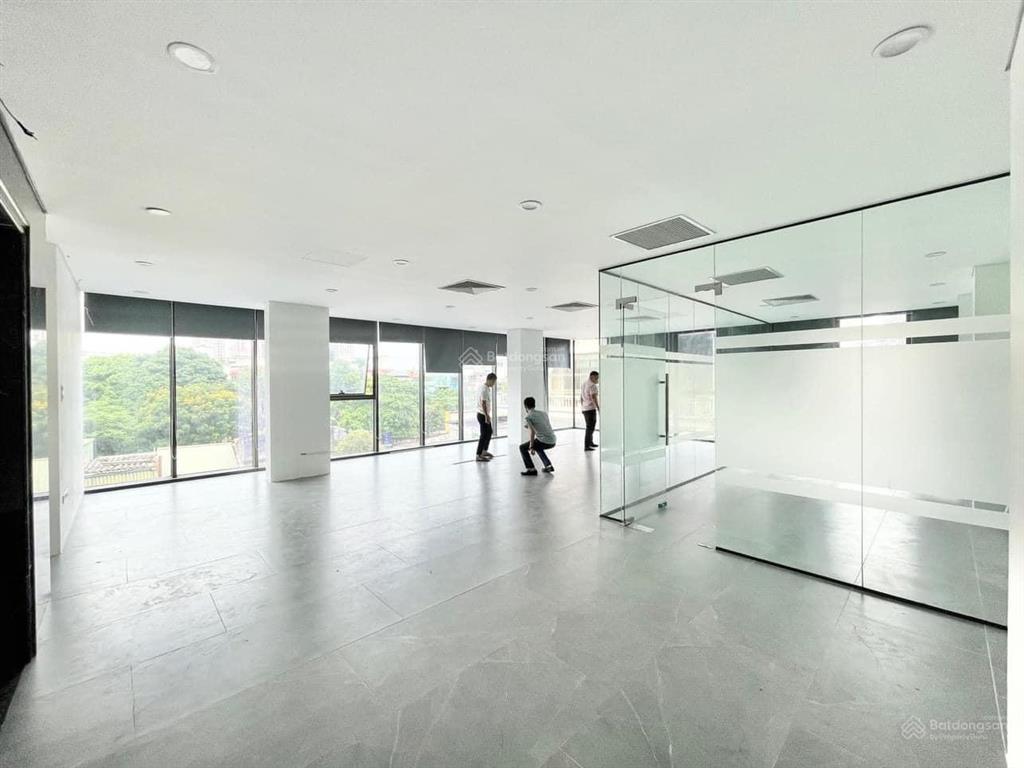 Cho thuê văn phòng tại nguyễn xiển,  ngay