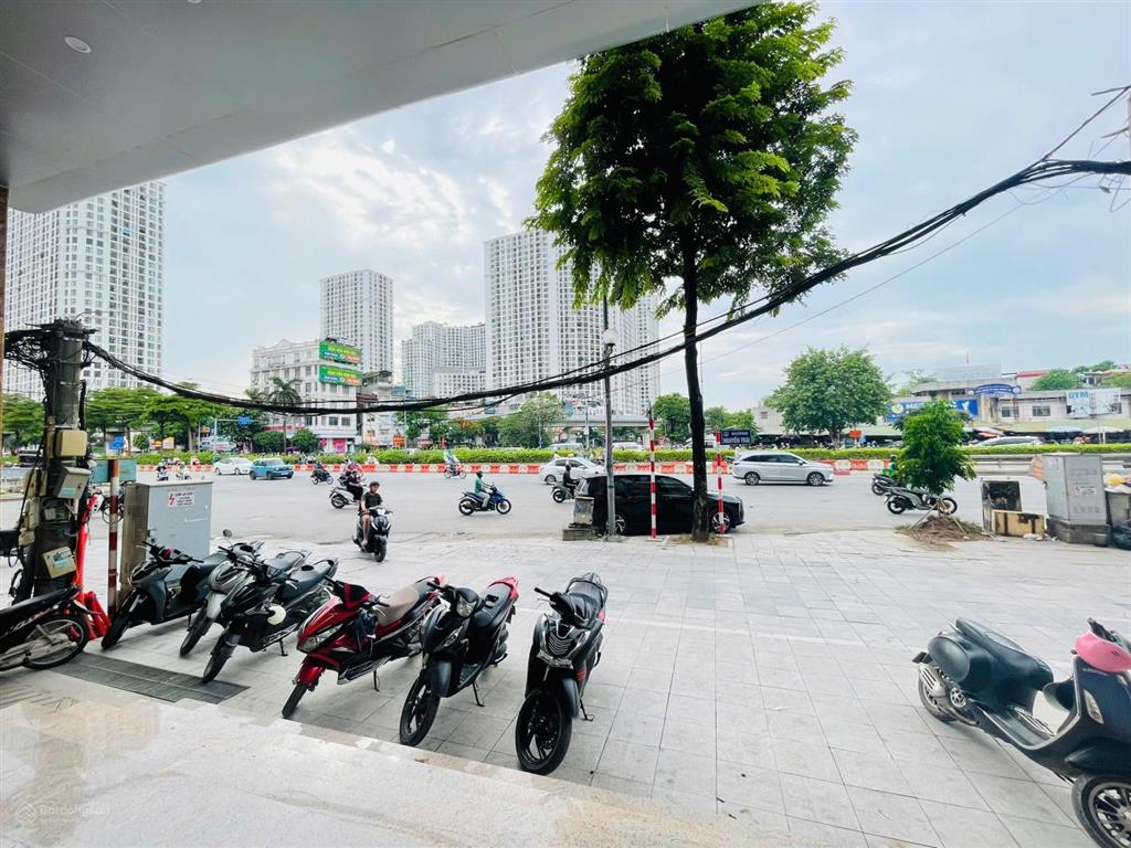 Chính chủ cho thuê mbkd tầng 1 + lửng tại 73 & 75 nguyễn trãi, thanh xuân (ngay sát ngã tư sở)