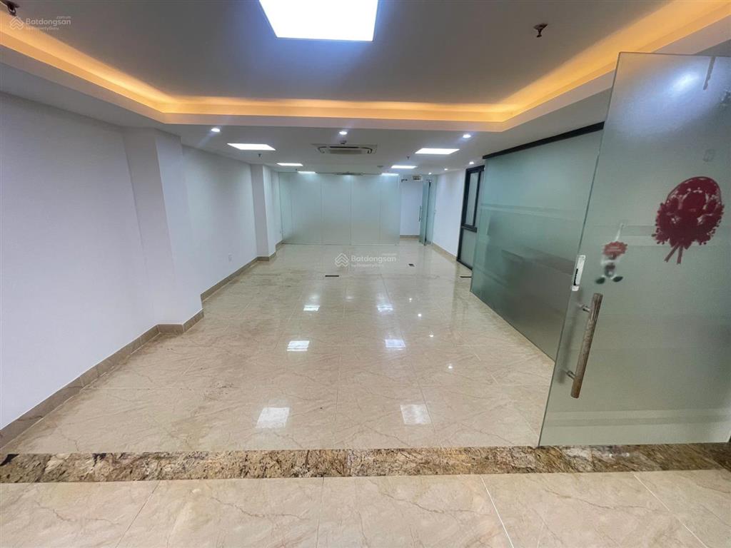 Văn phòng đẹp tại 2/25 thọ tháp  giá chỉ 27 triệu ngay tầng 1 chung cư