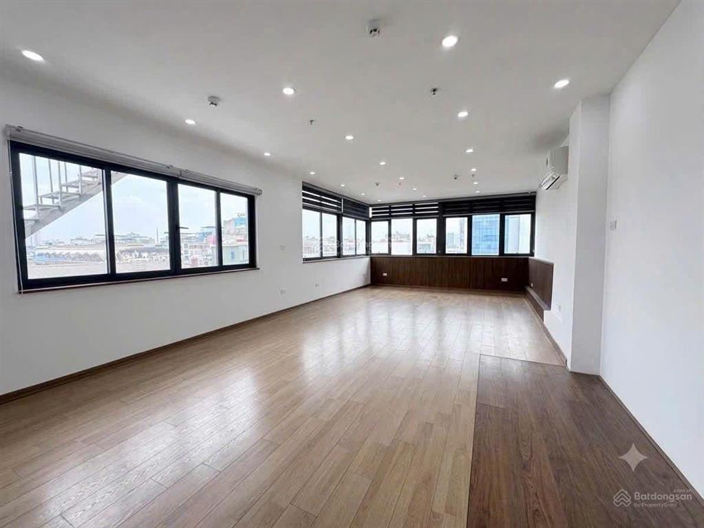 Văn phòng đẹp giá cực tốt tại nguyễn xiển nguyễn xiển thanh xuân 60m2 chỉ 8 triệu/tháng