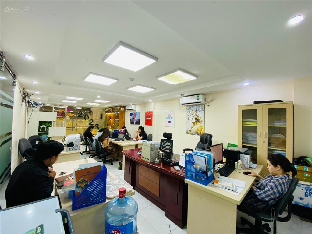 Chính chủ cho thuê văn phòng tại đường khuất duy tiến, thanh xuân,  ngay
