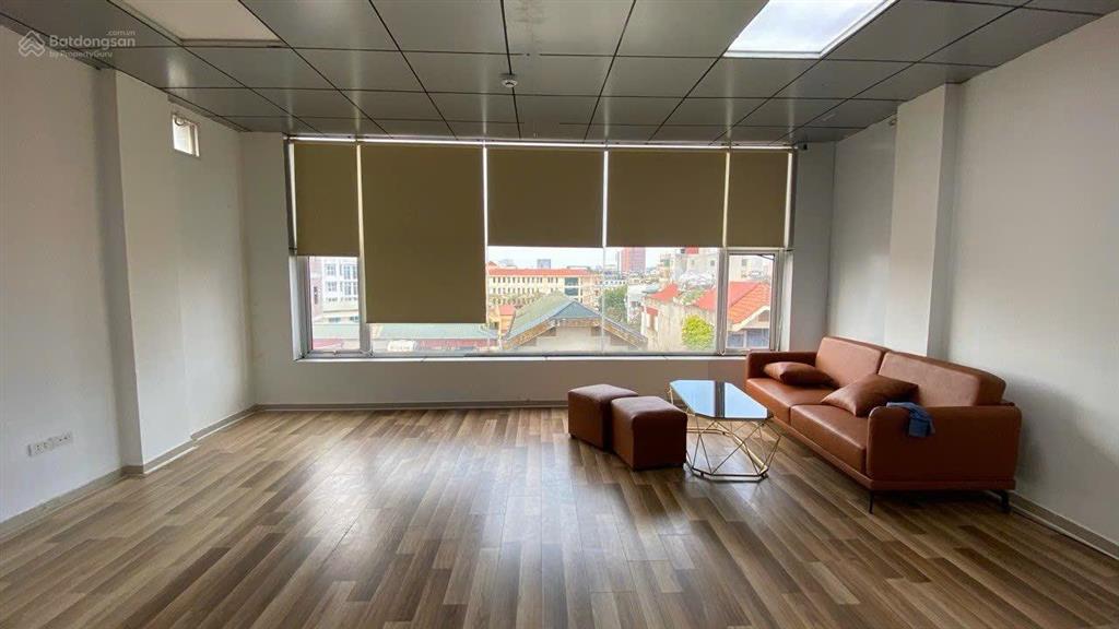 Chính chủ cho thuê văn phòng 110m2, giá 1x triệu tại phố nguyễn ngọc nại, thanh xuân