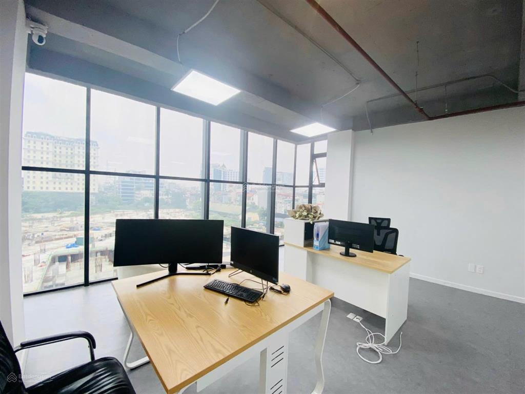 Chính chủ cho thuê văn phòng giá hời đống đa 40m2 giá 5 triệu tại yên lãng