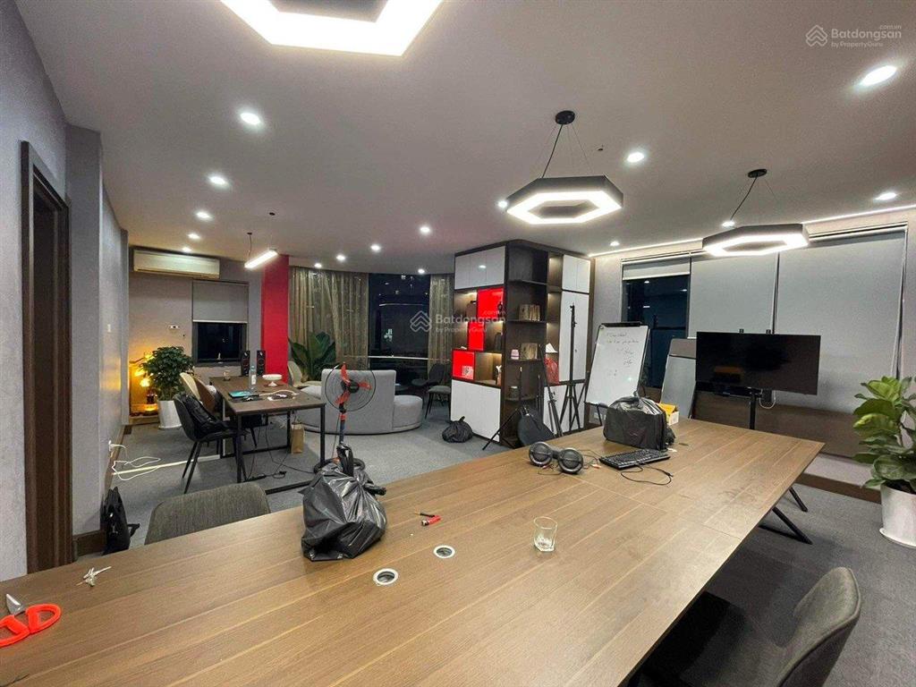 Chính chủ cho thuê văn phòng khương đình, thanh xuân diện tích 80m2 giá rẻ, view thoáng đẹp