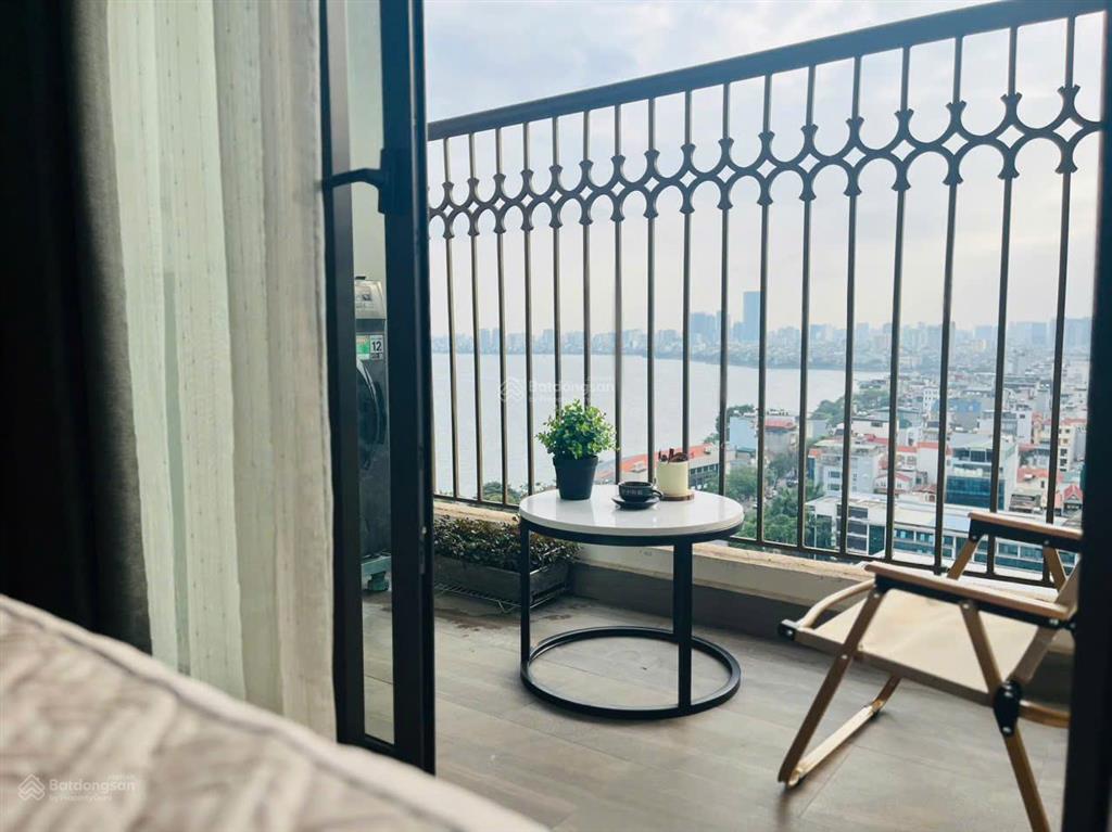 Cần bán căn 1 ngủ view hồ tây toà e1 d'.el dorado hai con rồng hồ tây  đã có sổ