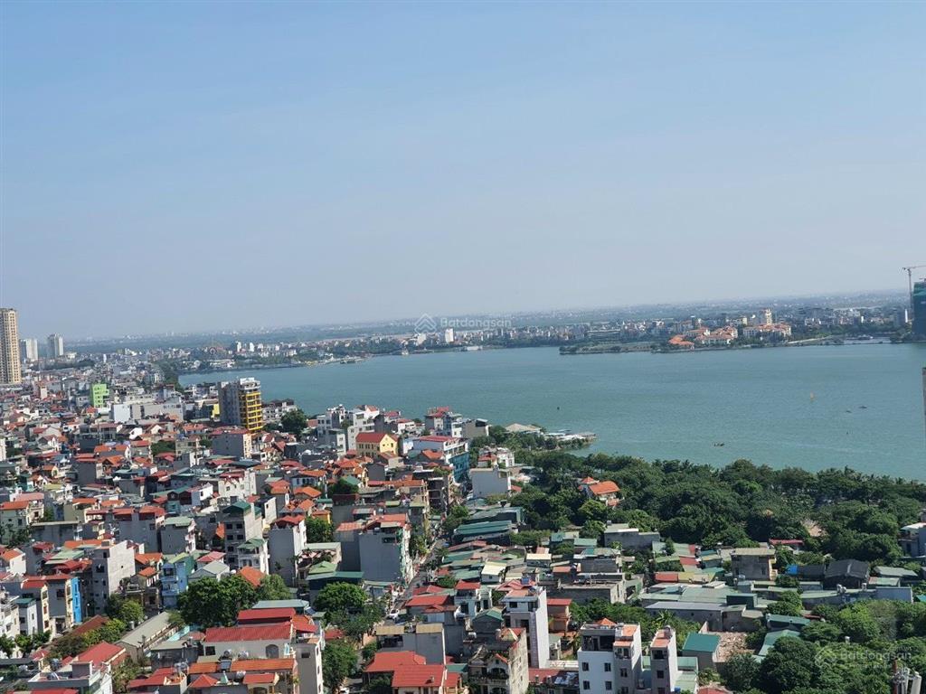 Gia đình cần bán căn góc 3 pn tòa hdi tây hồ  sổ đỏ sẵn giao dịch