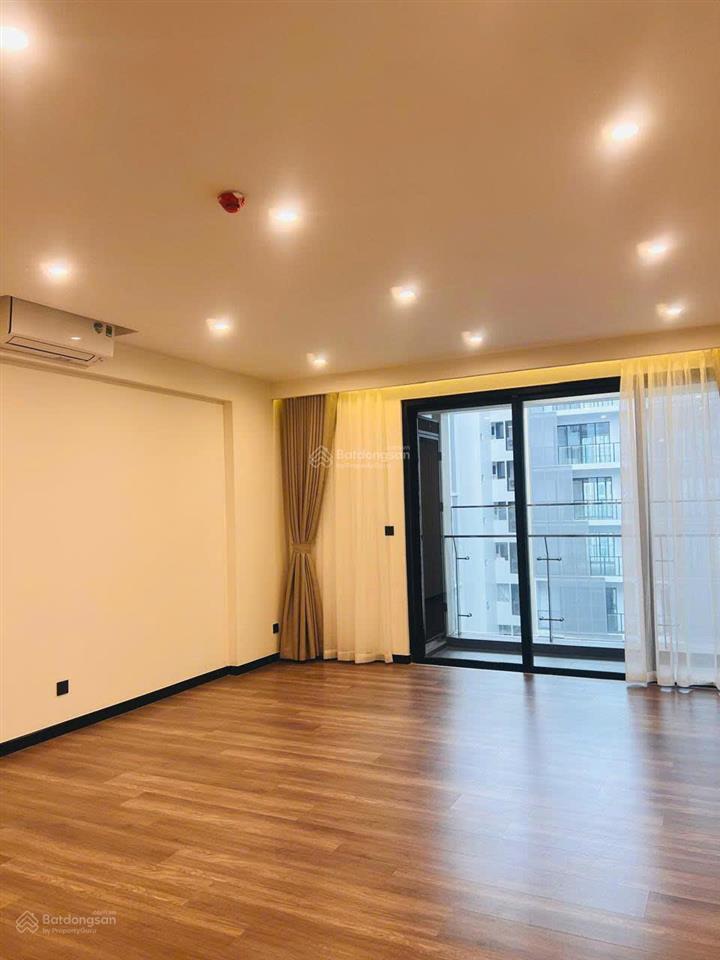 Cần bán rất gấp căn studio tòa soho heritage westlake  chỉ 3.6 tỷ/45m2  sẵn khách thuê