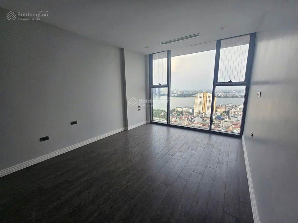 Trực tiếp cđt  bán căn 2 pn view trực diện hồ tây đẹp dự án  nhà mới tinh chưa ở