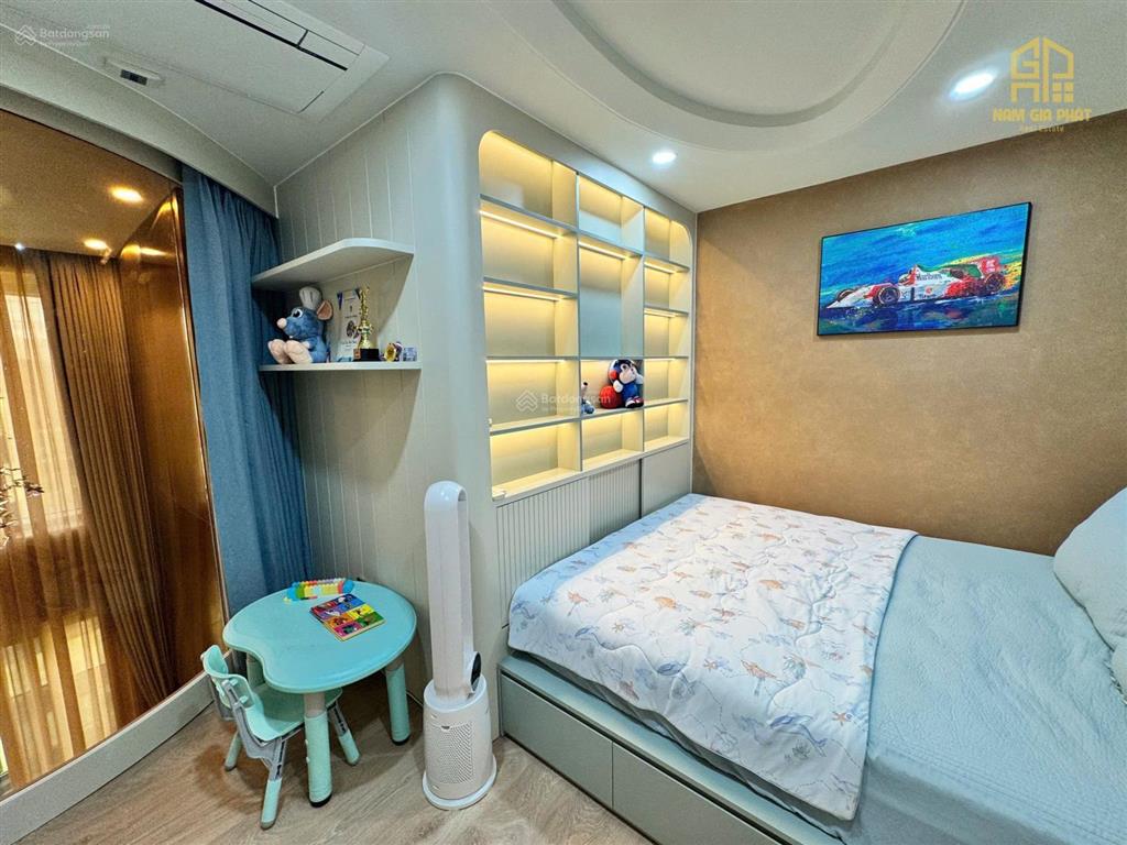 Căn hộ crest thủ thiêm trần cao 6m, 150m2 tầng 2x full nt cao cấp cực đẹp