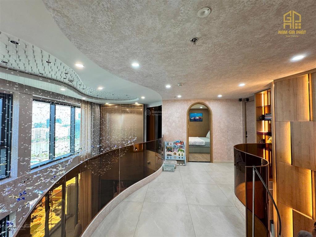 Căn hộ crest thủ thiêm trần cao 6m, 150m2 tầng 2x full nt cao cấp cực đẹp