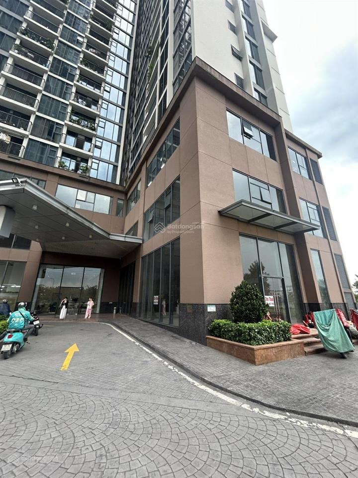 Hot! cho thuê shophouse ngay sảnh c chung cư eco green quận 7