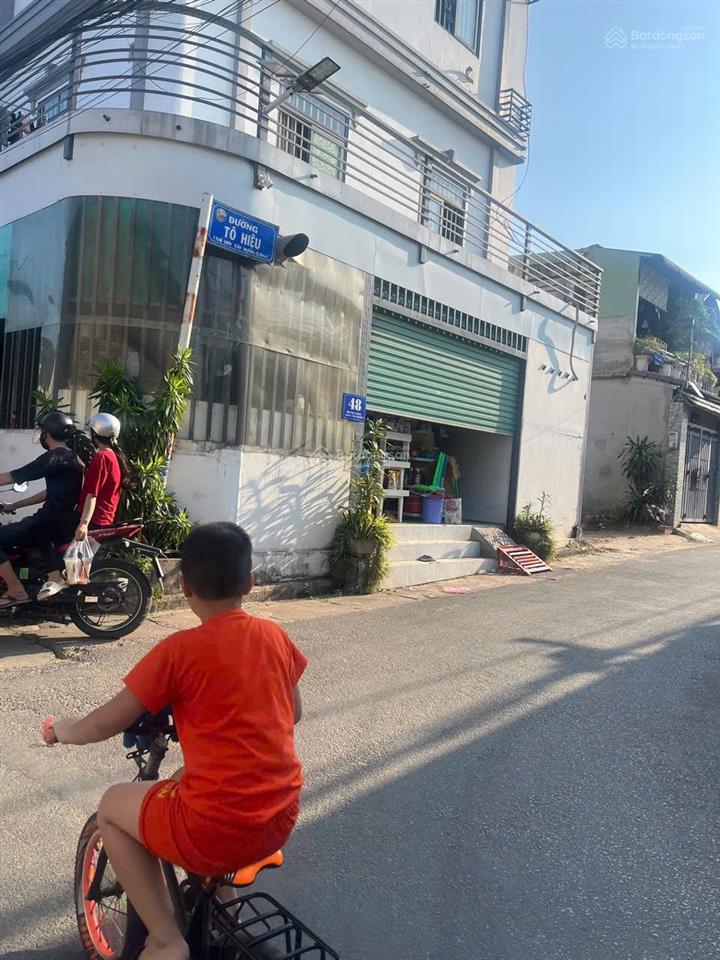 175* 21.5 ! lô góc mặt tiền đường tô hiệu ! xây căn hộ sinh viên ! sát đường thống nhất