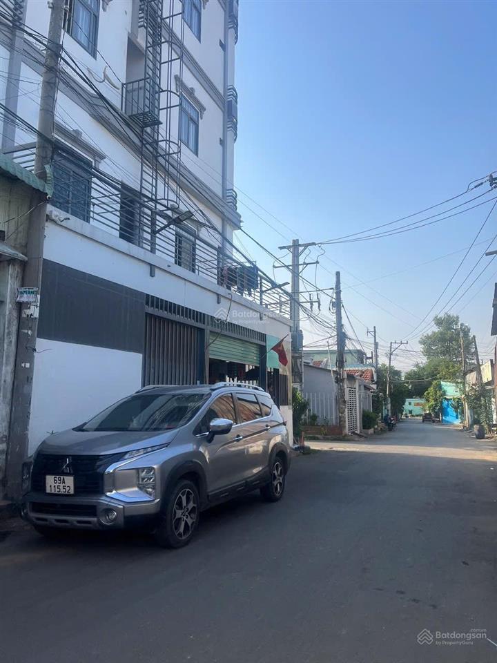 175* 21.5 ! lô góc mặt tiền đường tô hiệu ! xây căn hộ sinh viên ! sát đường thống nhất