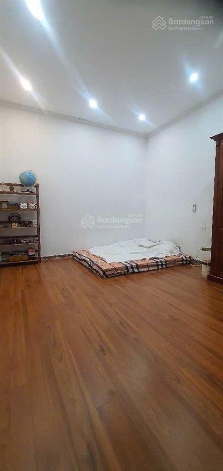 Bán nhà mặt ngõ kim mã, ngõ thông, giá tốt