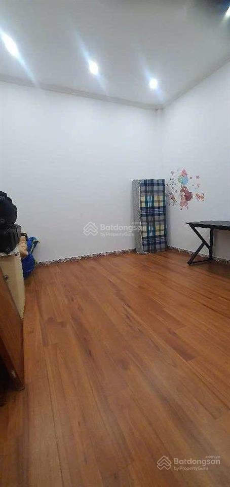 Bán nhà mặt ngõ kim mã, ngõ thông, giá tốt