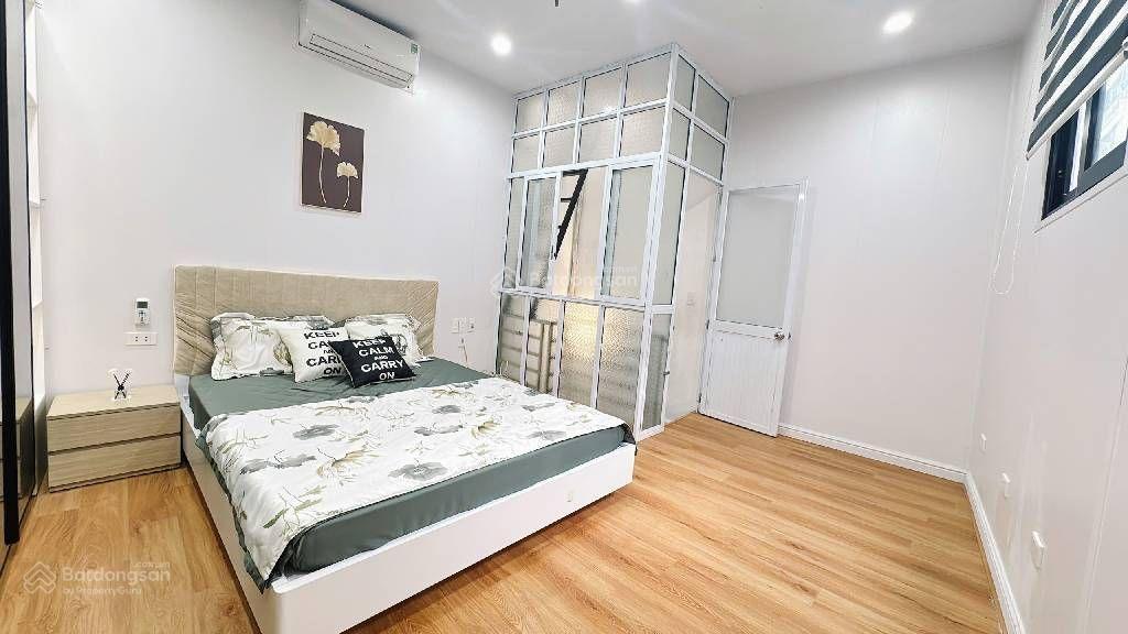 Bán nhà ngõ tôn đức thắng, ngõ nông, nhà dân xây chắc chắn, giá tốt