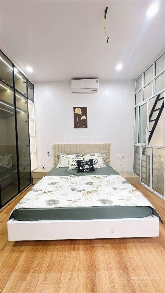 Bán nhà ngõ tôn đức thắng, ngõ nông, nhà dân xây chắc chắn, giá tốt