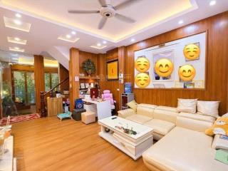 Bán nhà ngõ đội cấn ngõ thông phân lô ô tô vào nhà kinh doanh tốt
