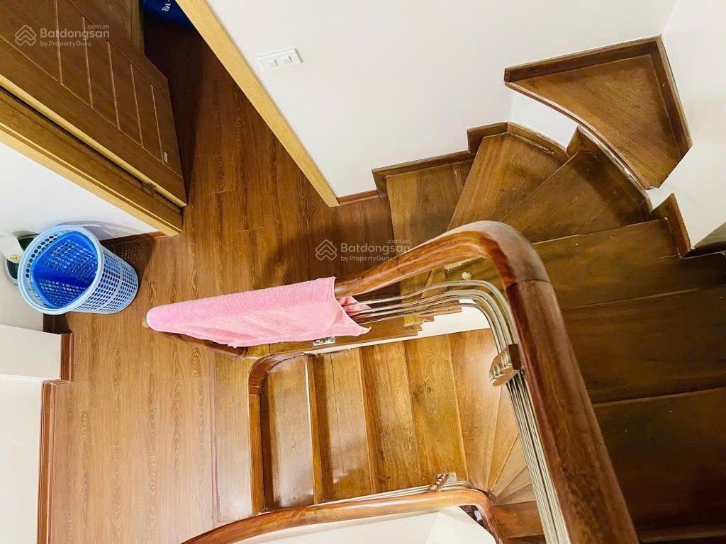 Bán nhà phố đội cấn ngõ thông rộng trung tâm ba đình