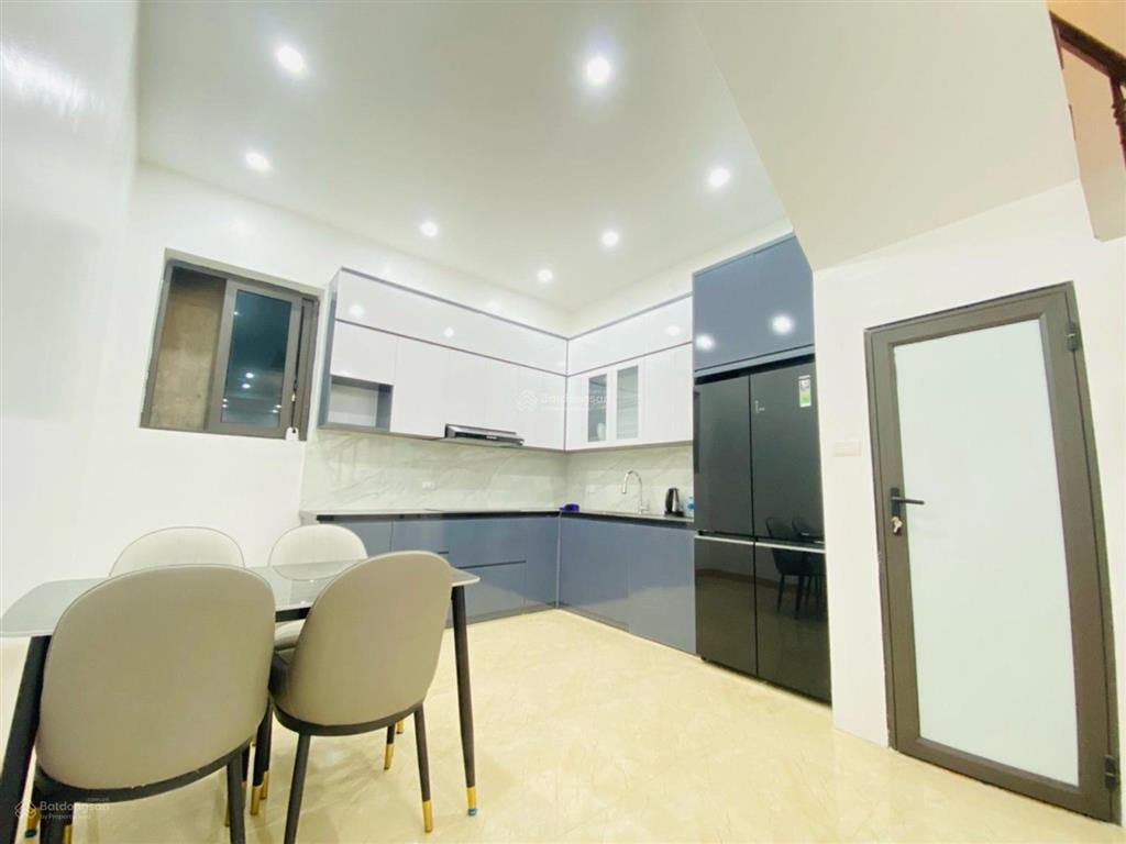 Bán nhà mặt ngõ phố khâm thiên ngõ thông kinh doanh đỉnh