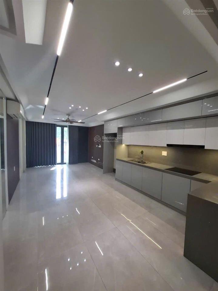 Bán nhà siêu phẩm phố hồng tiến bồ đề long biên 6 tầng thang máy xịn nội thất xịn sò ô