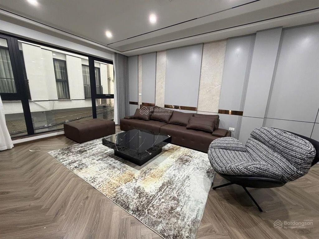 Bán nhà mặt ngõ ngọc thụy ô tô vào nhà 7 tầng thang máy xịn sò