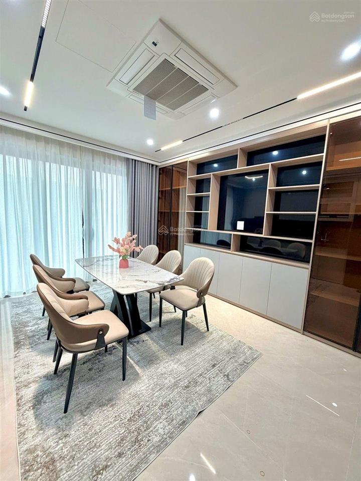 Bán nhà mặt ngõ ngọc thụy ô tô vào nhà 7 tầng thang máy xịn sò