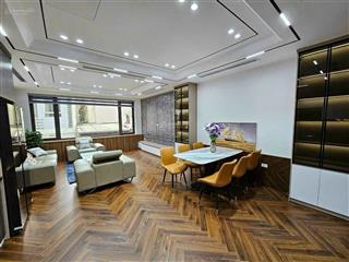 Siêu phẩm phố nguyễn văn cừ phân lô ô tô vào nhà thang máy xịn sò