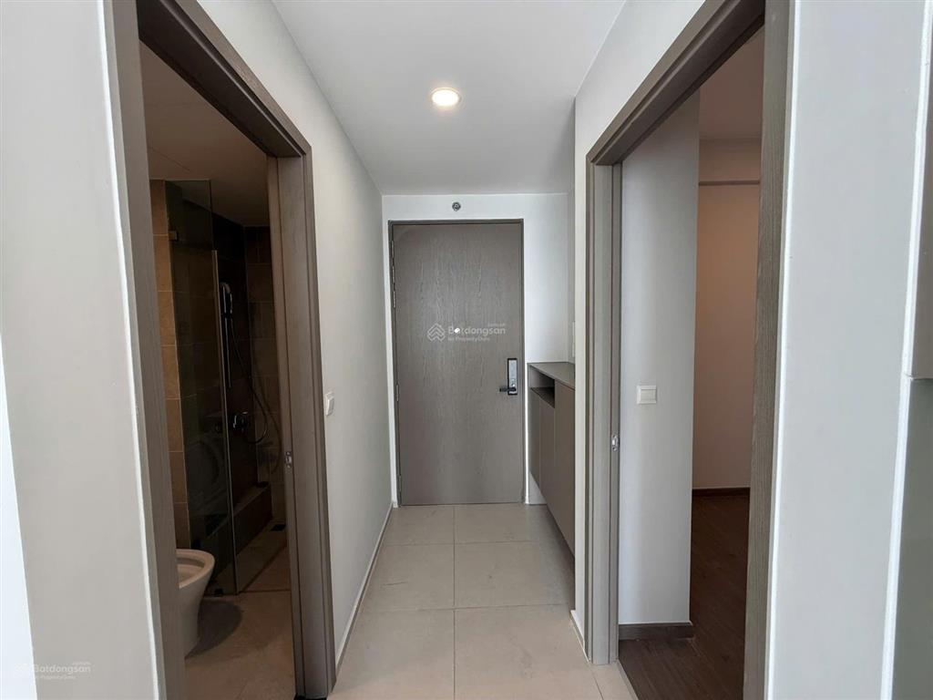 Chủ nhà ngộp ngân hàng bán gấp căn 2pn2wc 2 tỷ 650, view ngoài, tầng trung, giá tốt,  0797 991 ***