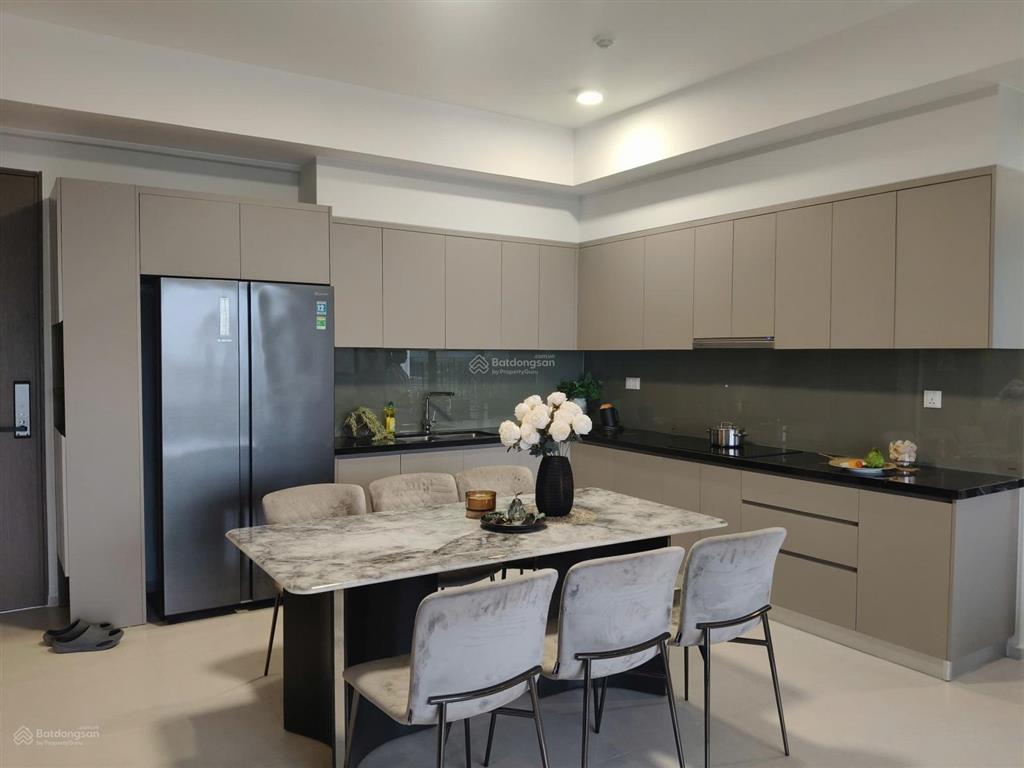 Chủ nhà ngộp ngân hàng bán gấp căn 2pn2wc 2 tỷ 650, view ngoài, tầng trung, giá tốt,  0797 991 ***