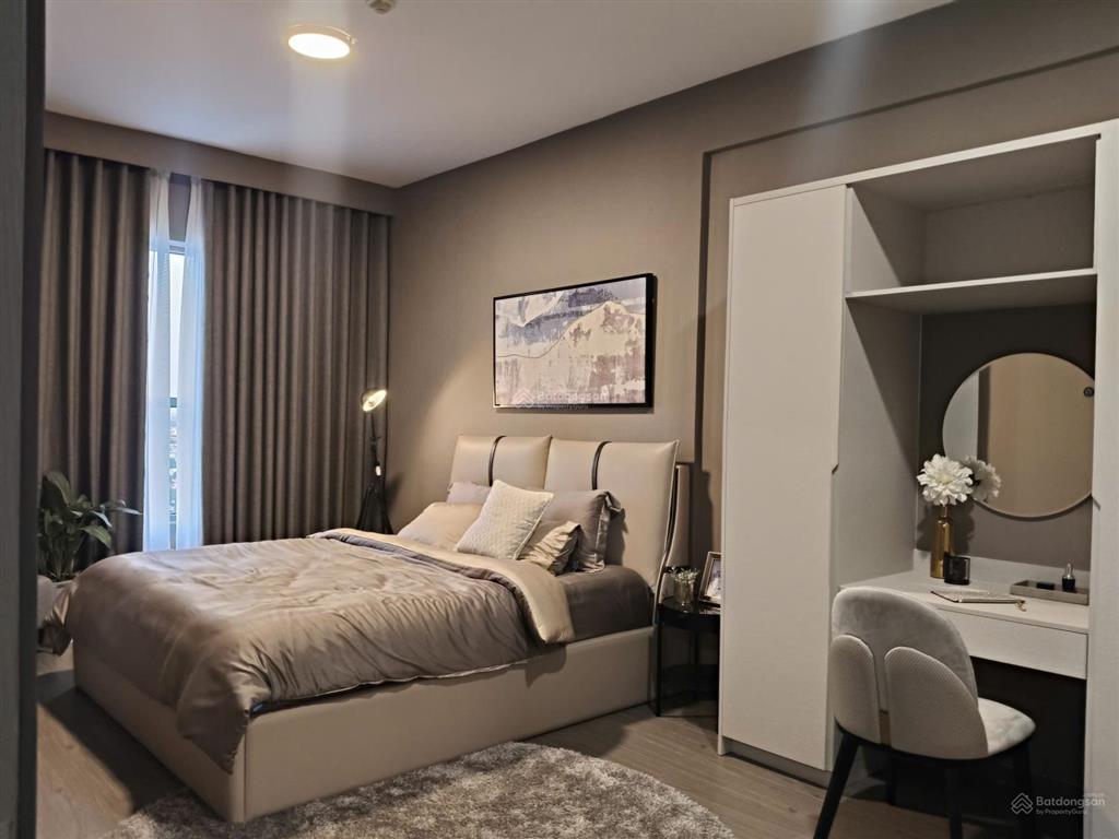 Chủ nhà ngộp ngân hàng bán gấp căn 2pn2wc 2 tỷ 650, view ngoài, tầng trung, giá tốt,  0797 991 ***