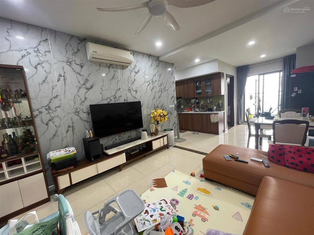 Chủ nhà bán nhanh căn hộ chung cư hpc landmark 105 tố hữu