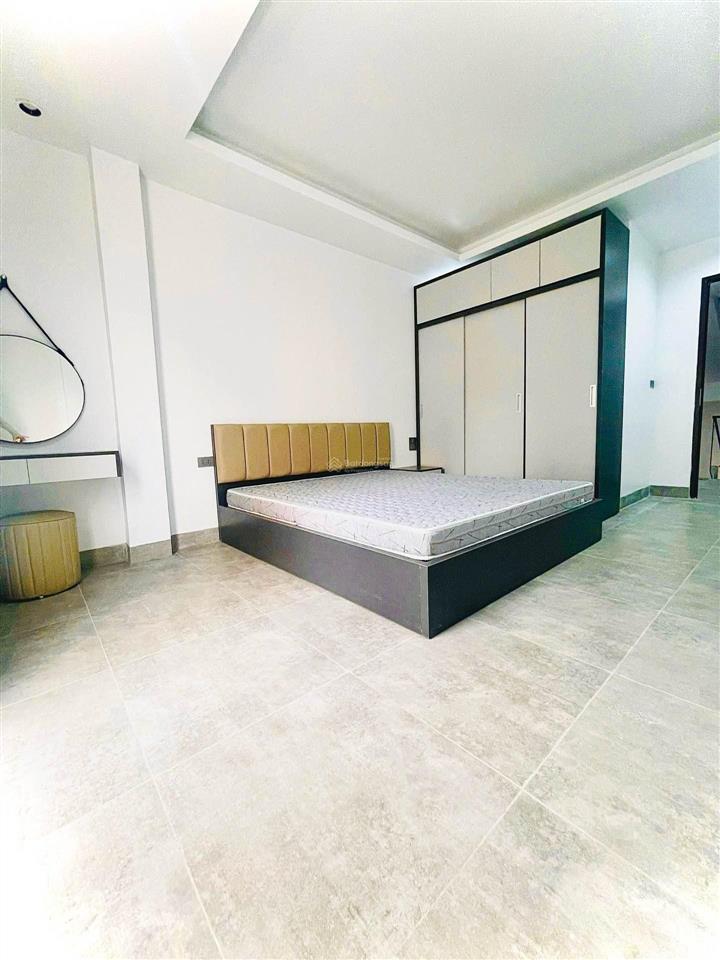 Siêu phẩm view hồ tây  60m2 5 tầng thang máy  ngõ thông, tặng full nội thất  giá hơn 13tỷ