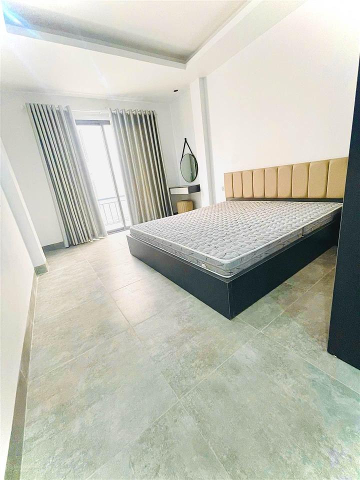 Siêu phẩm view hồ tây  60m2 5 tầng thang máy  ngõ thông, tặng full nội thất  giá hơn 13tỷ