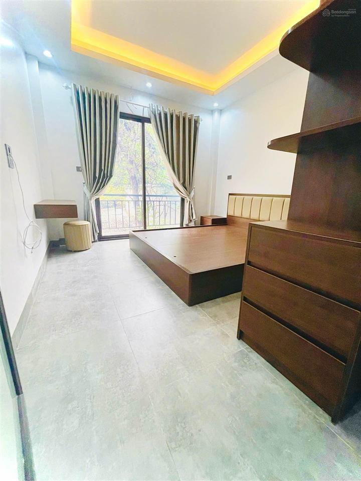 Siêu phẩm view hồ tây  60m2 5 tầng thang máy  ngõ thông, tặng full nội thất  giá hơn 13tỷ