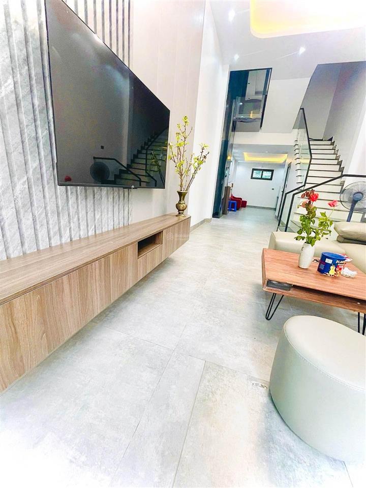 Siêu phẩm view hồ tây  60m2 5 tầng thang máy  ngõ thông, tặng full nội thất  giá hơn 13tỷ