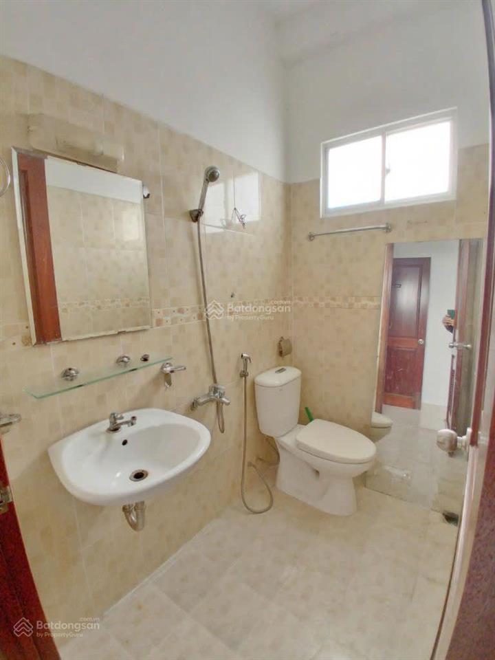 Chính chủ cần bán nhà 5 lầu đường tô hiến thành (6 x 20m) cn 170m2 giá 32.6tỷ hxt 8m nhựa