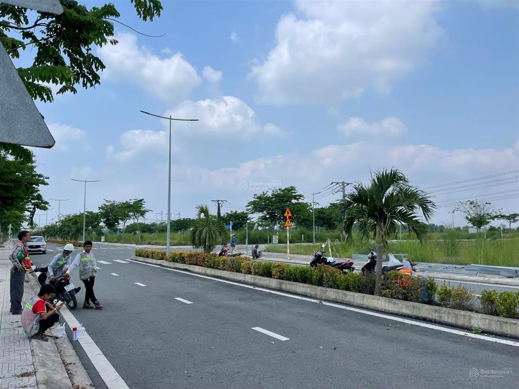 Bán đất nền shr giá 1 tỷ 4 trong khu dân cư dragon pearl giáp ranh bình chánh ngay tỉnh lộ 10