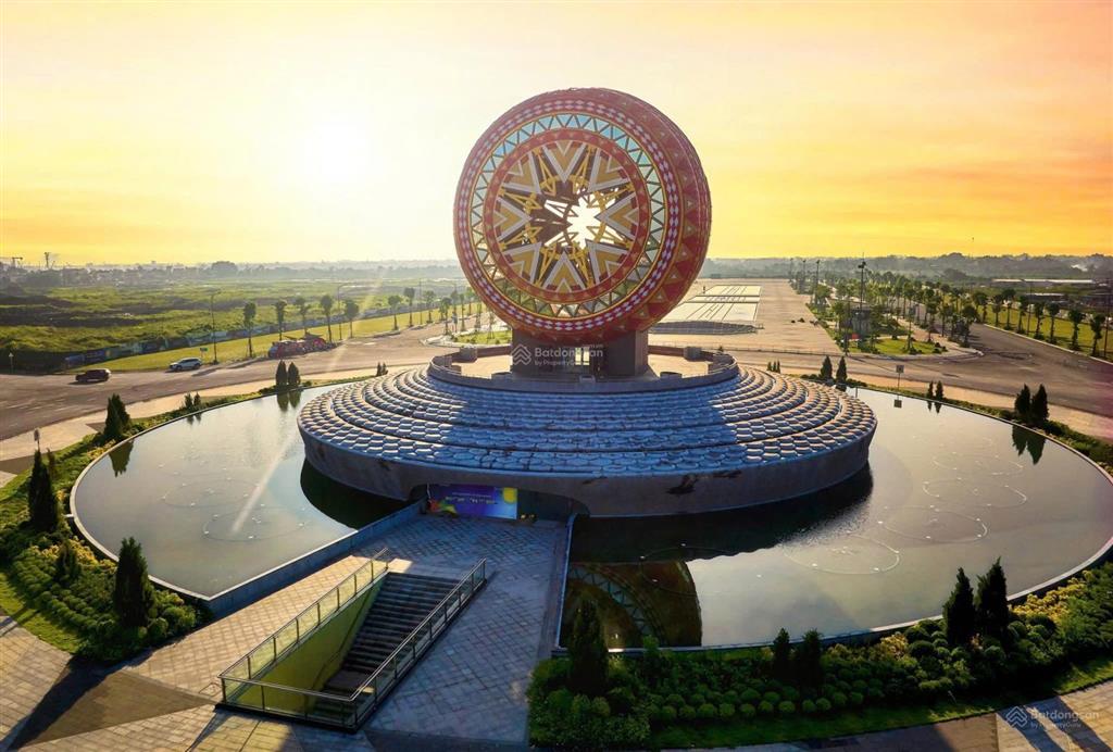 Bán căn hộ 2pn tầng trung p7  view trực diện sun world và cv thể thao đẹp nhất sun urban city