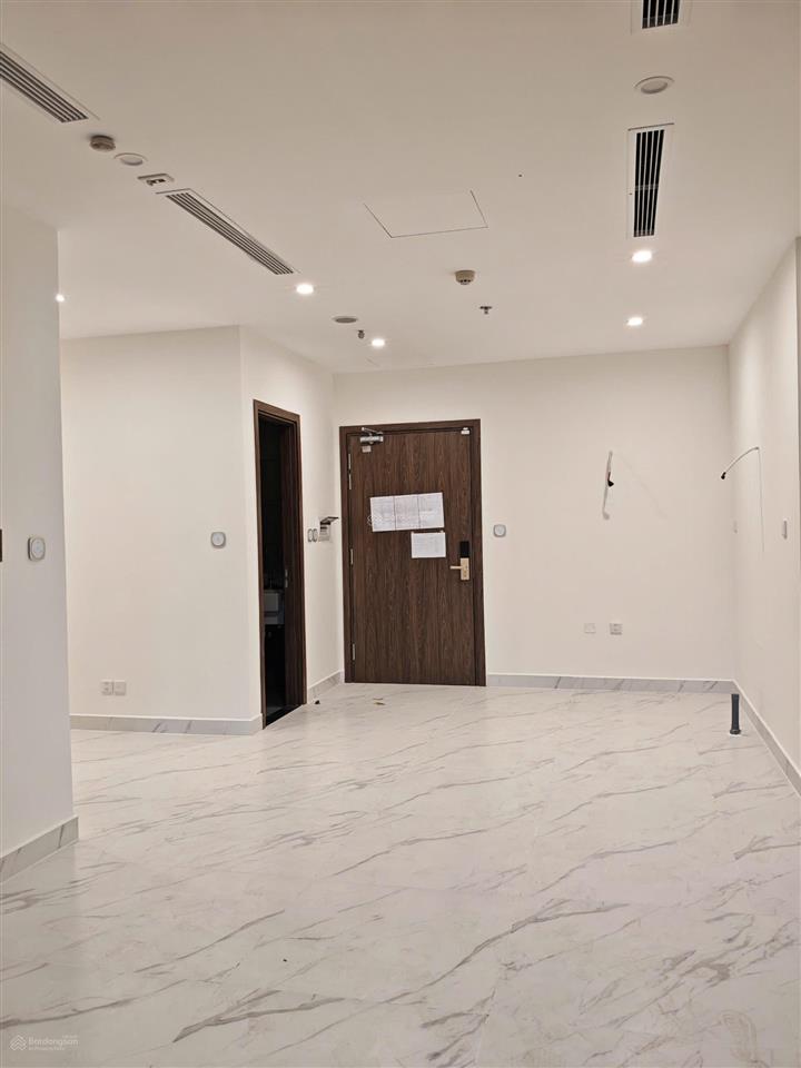 Hạ giá bán gấp căn hộ 1 pn + 1, view đẹp, hướng mát the beverly giá chỉ 3,4 tỷ all in