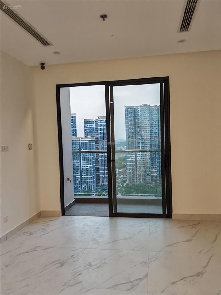 Hạ giá bán gấp căn hộ 1 pn + 1, view đẹp, hướng mát the beverly giá chỉ 3,4 tỷ all in