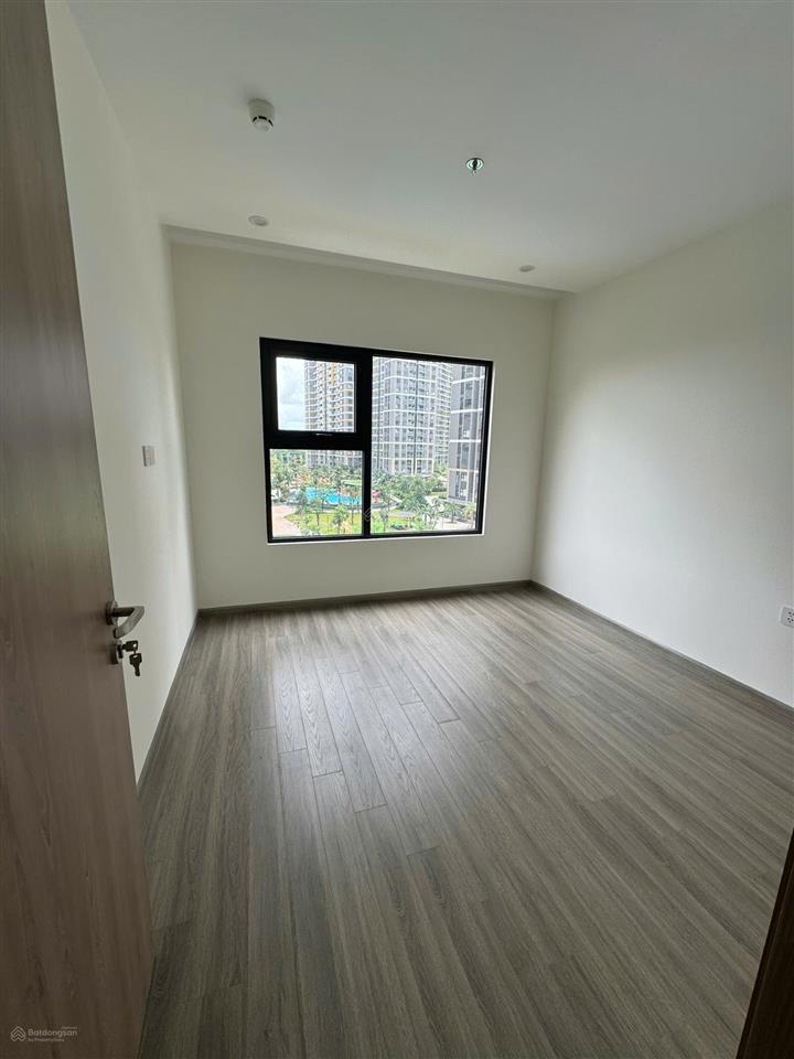 Giảm sâu  bán nhanh căn hộ 3 phòng ngủ 81,8m2  giá chỉ 4,35 tỷ all in