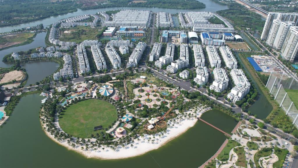 Vừa nhận nhà  bán căn 2pn view siêu đẹp, thanh toán giãn  tặng gói học bổng vinschool