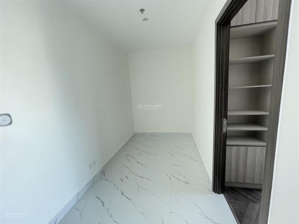 Nhà mới the opus one  bán căn 1pn + 54m2, view siêu đẹp, giá chỉ 3tỷ7  cạnh vincom mega mall
