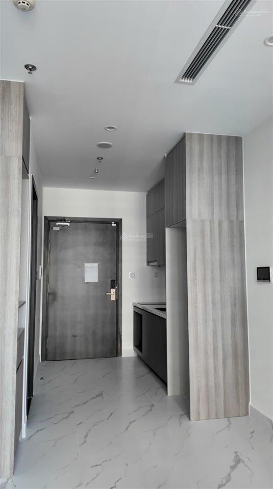 Studio the opus one 34m2  vừa nhận nhà mới 100%, full nội thất lt giá bán 2,79 tỷ