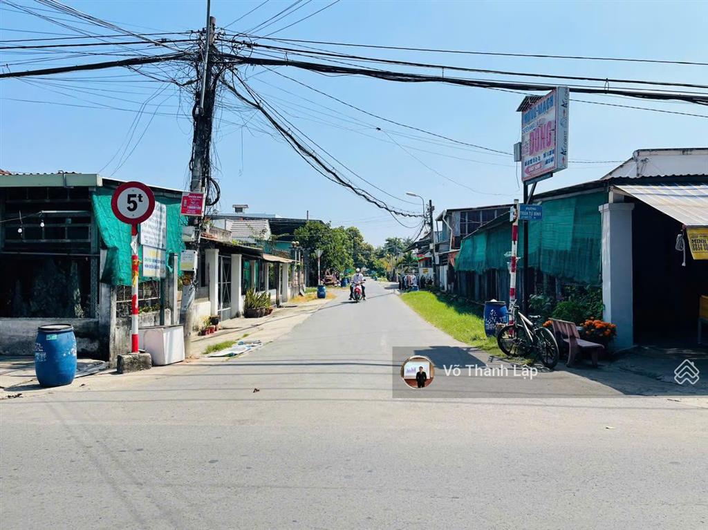 Đất diện tích lớn  thổ cư mặt tiền đường nhựa sạch đẹp phù hợp cho khách về xây nhà vườn, xưởng,..